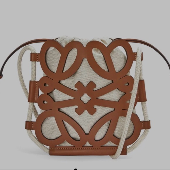 Loewe Anagram Crossbody Bag - Picture 3 of 5